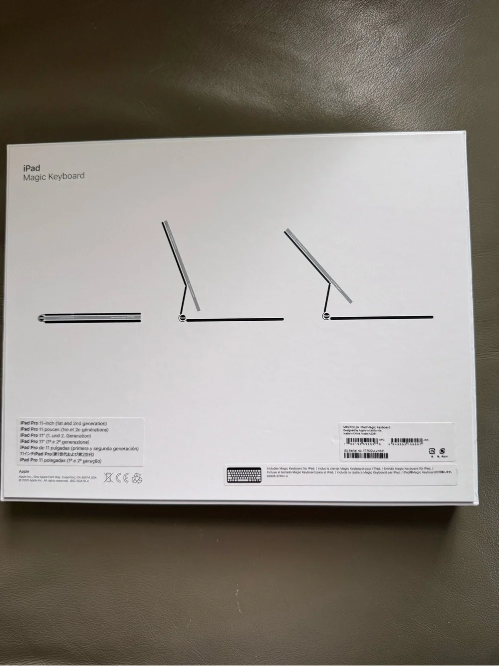 Apple Magic Keyboard for iPad - Space Gray/Black, used.